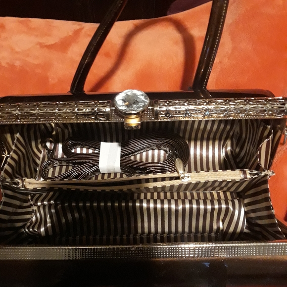 Purse - Picture 3 of 3